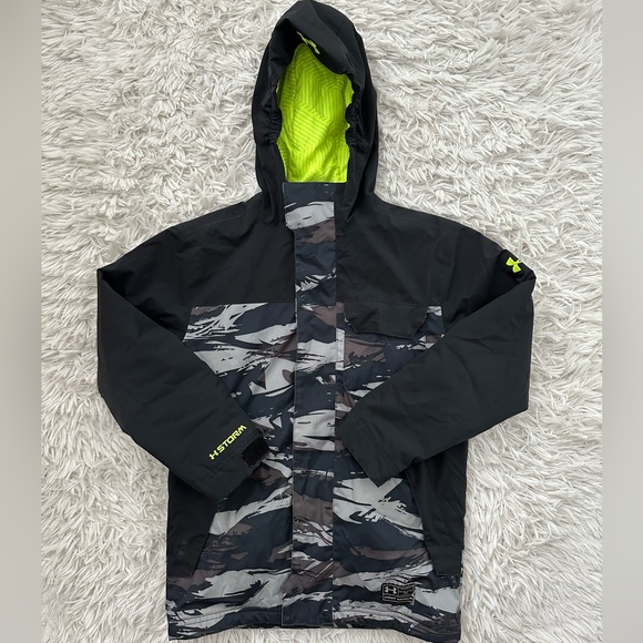 Under Armour Other - Under Armour Storm Boy’s Camo Infared Jacket Size Small